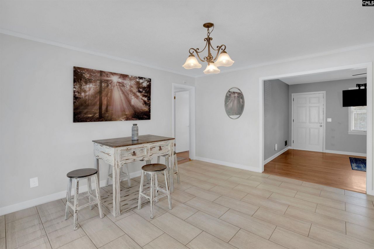 131 Laurel Drive  Photo 7