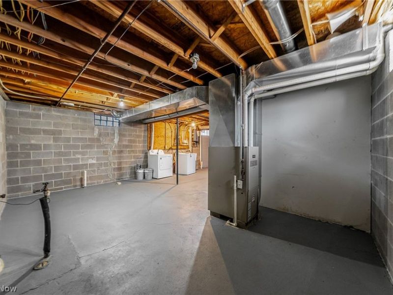 2637 E 110th Street, Cleveland, OH 44104 Photo 27