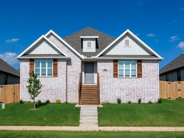 4206 SW Adams Road, Bentonville, AR 72713