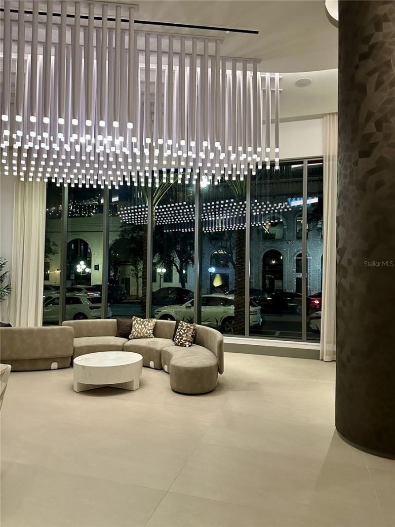 275 1st Ave S, Unit 2007, Saint Petersburg, FL 33701 Photo