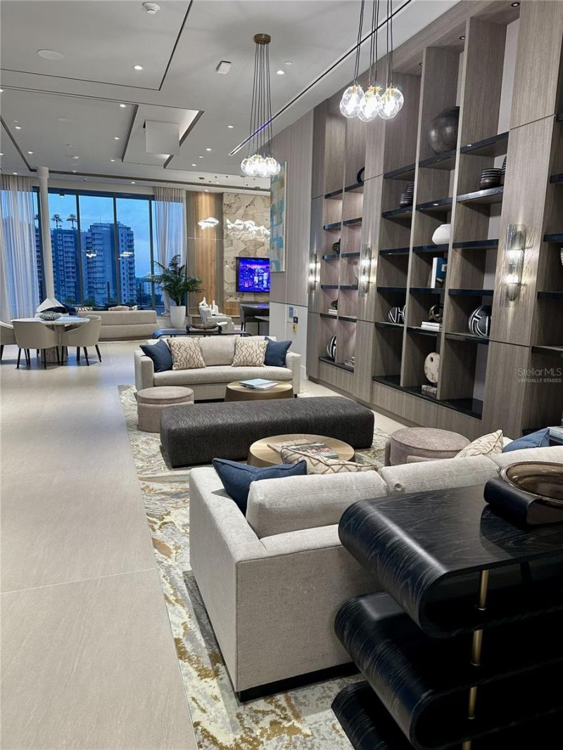 275 1st Ave S, Unit 2007, Saint Petersburg, FL 33701 Photo