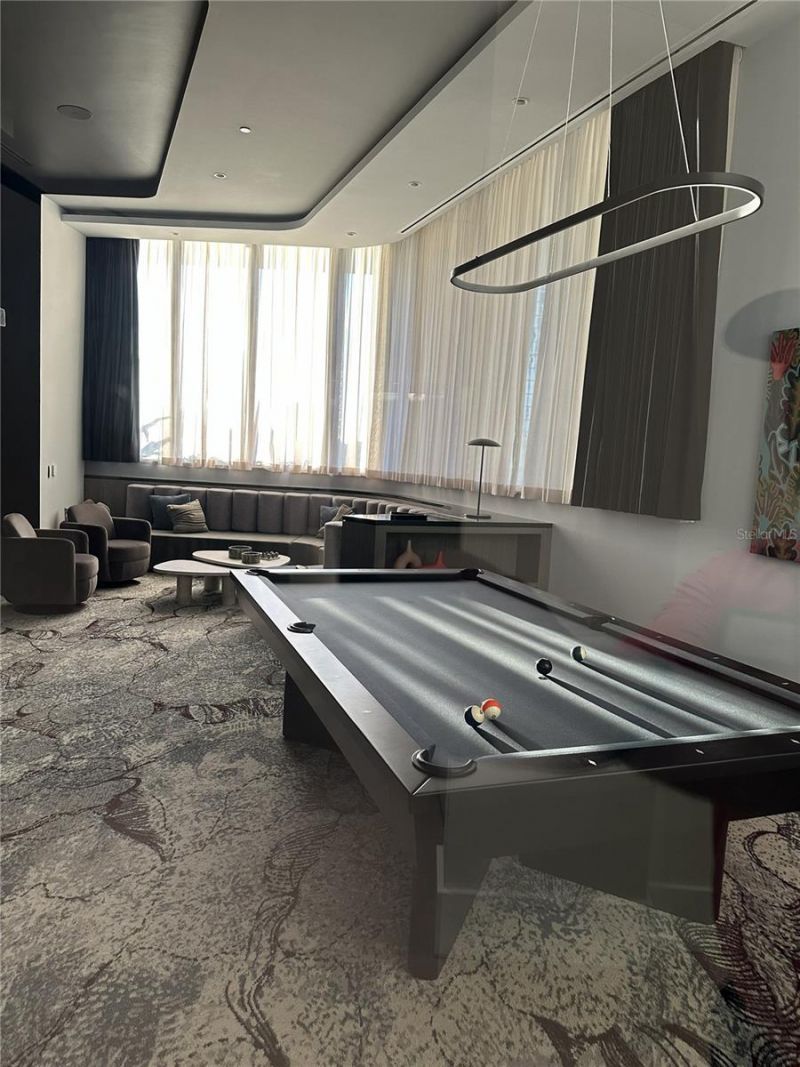 275 1st Ave S, Unit 2007, Saint Petersburg, FL 33701 Photo