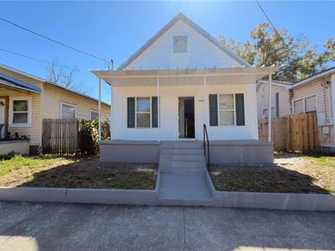 2332 W PINE STREET, TAMPA, FL 33607