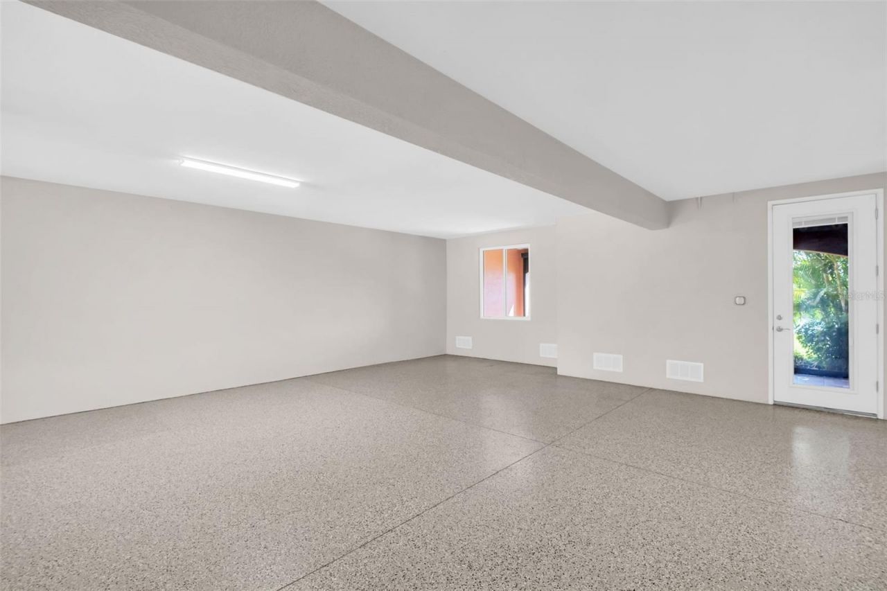 11 Franklin Court S, Unit C, Saint Petersburg, FL 33711 Photo