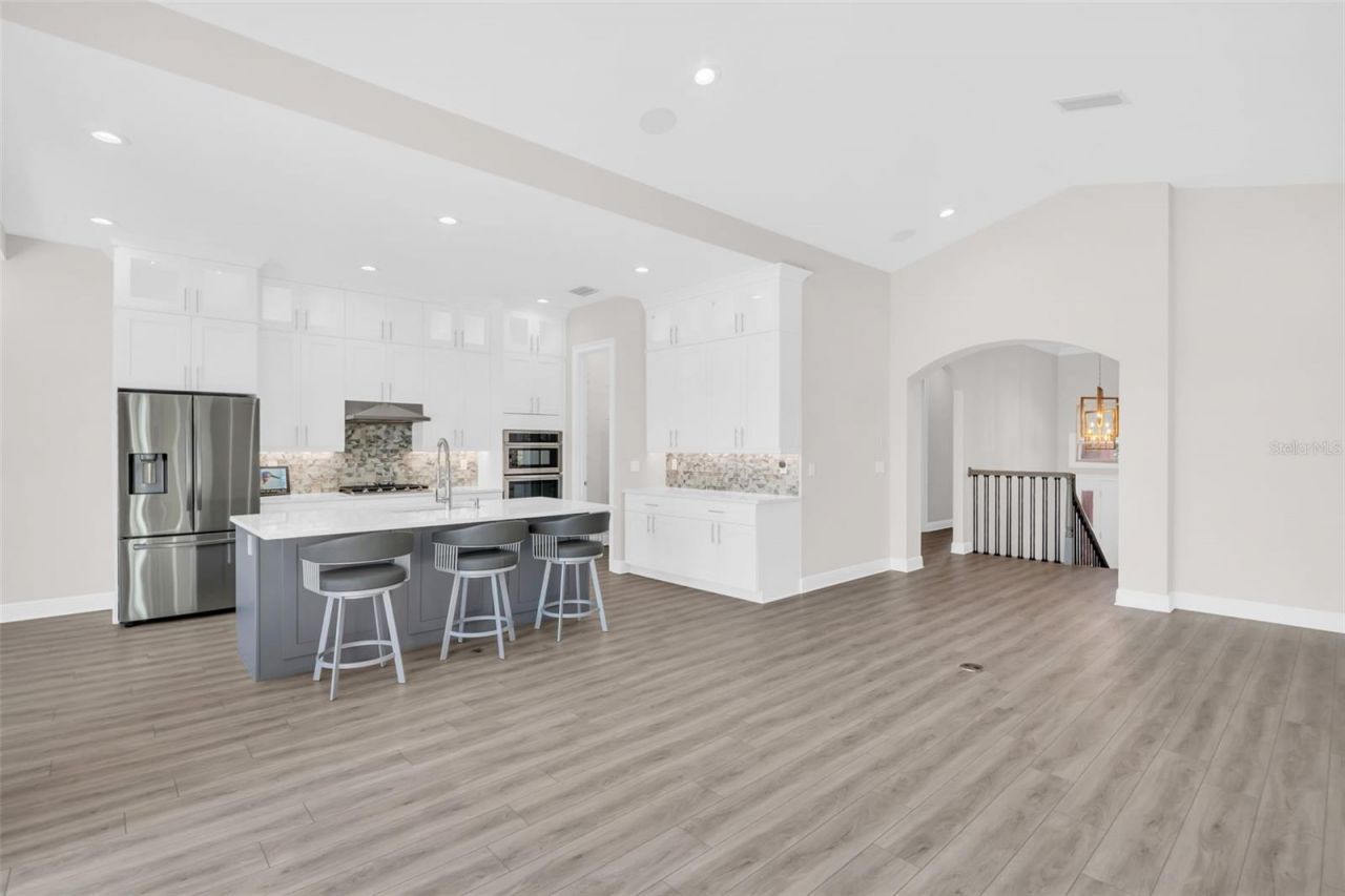 11 Franklin Court S, Unit C, Saint Petersburg, FL 33711 Photo