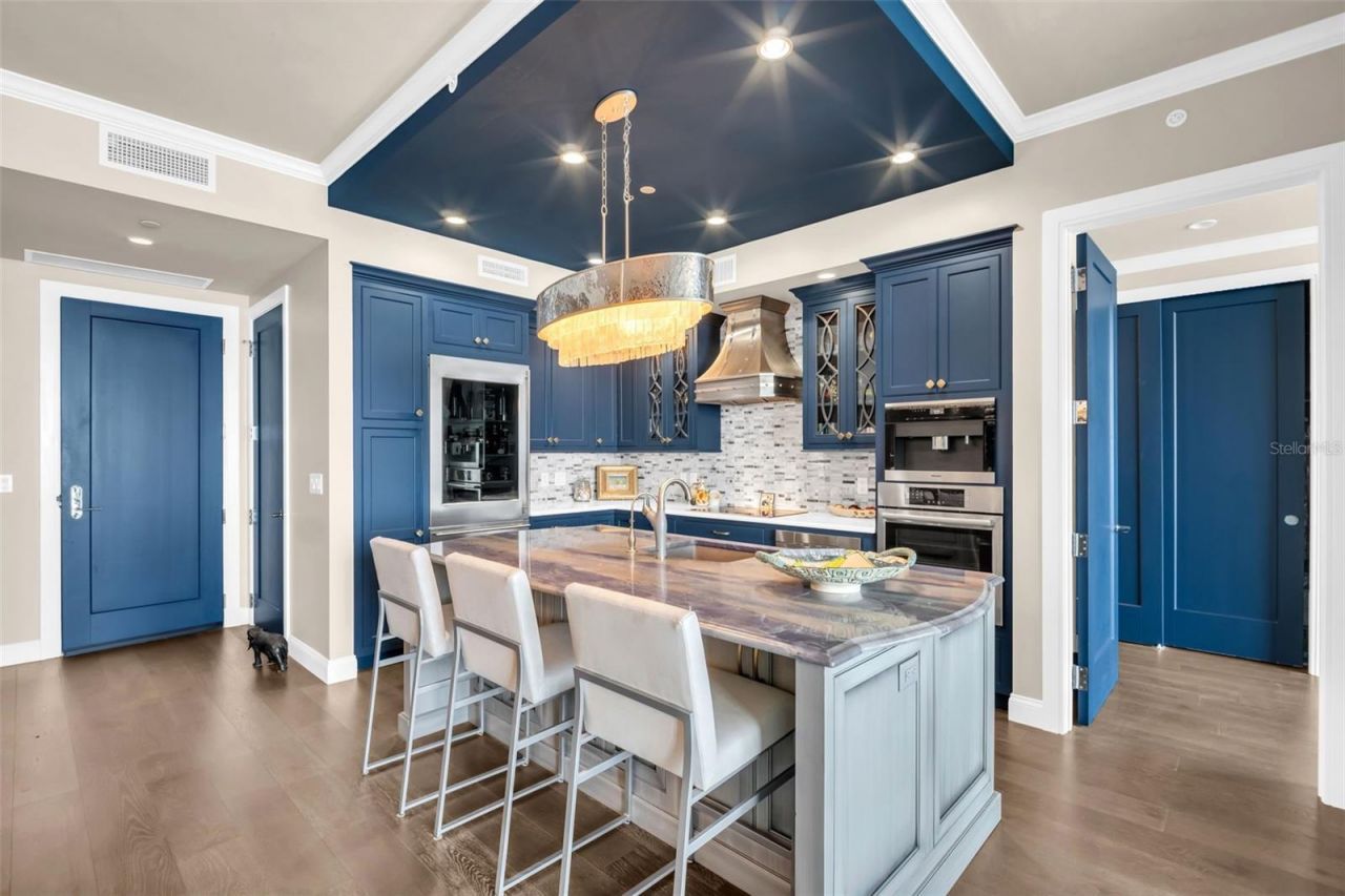 100 1st Avenue N, Unit 3404, Saint Petersburg, FL 33701 Photo