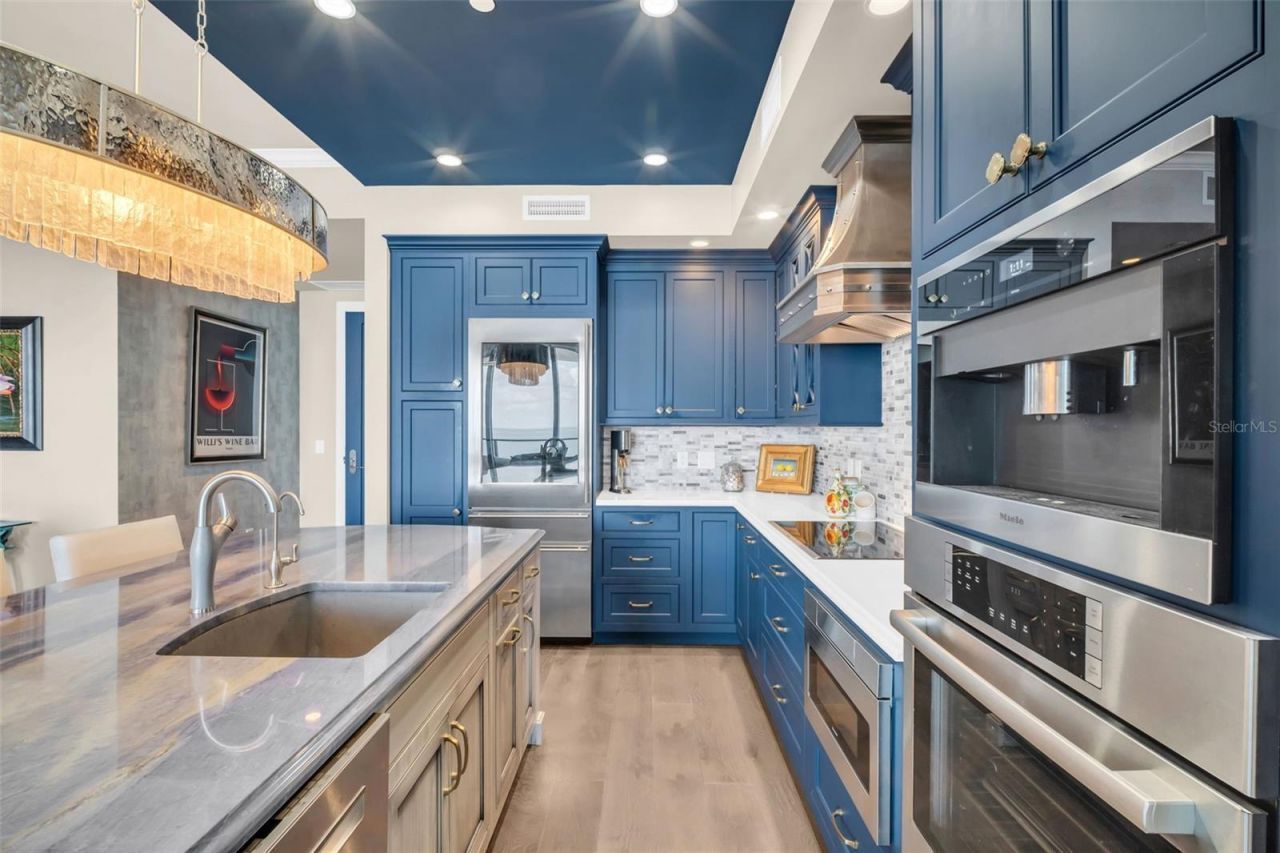 100 1st Avenue N, Unit 3404, Saint Petersburg, FL 33701 Photo