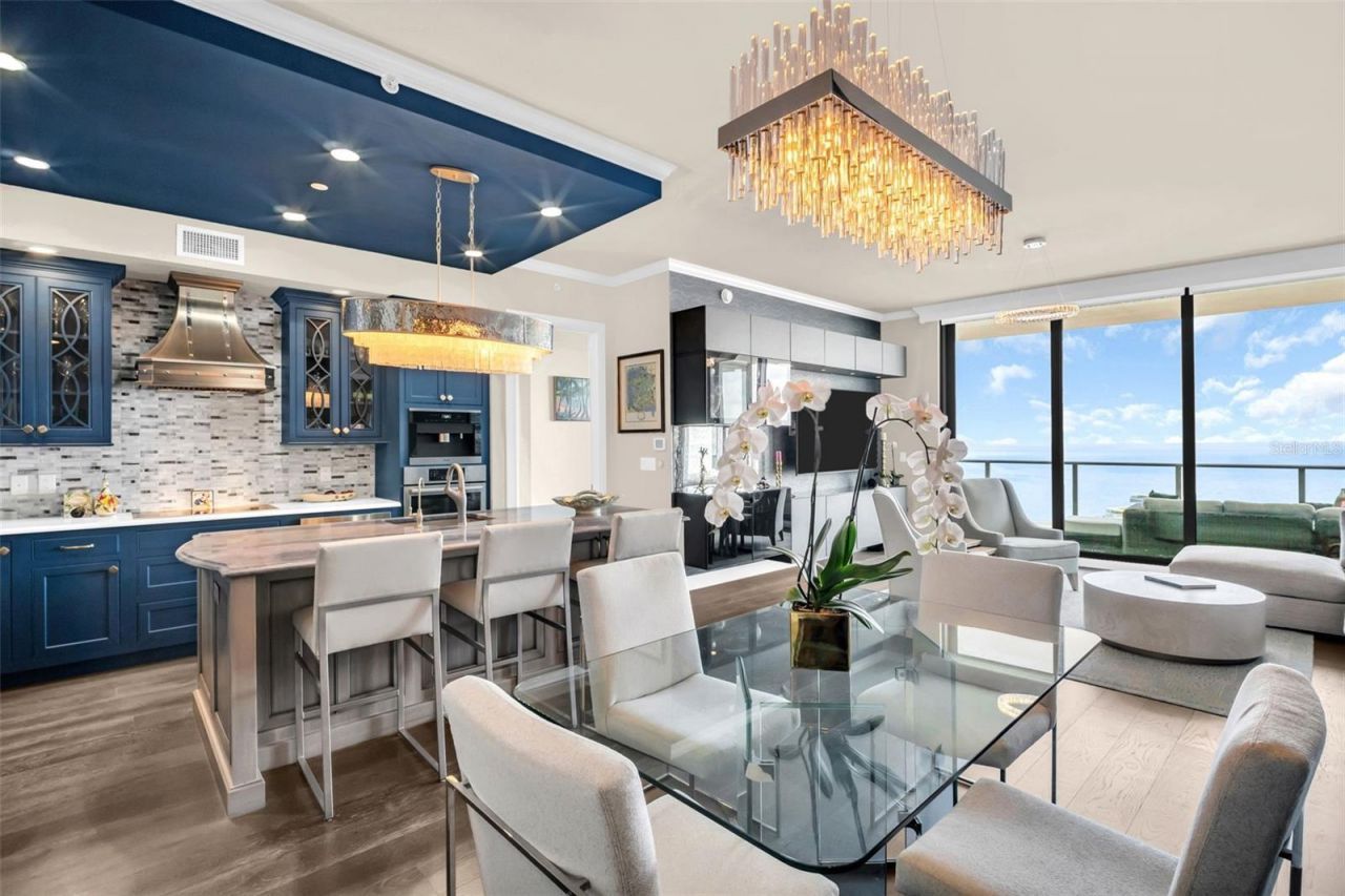 100 1st Avenue N, Unit 3404, Saint Petersburg, FL 33701 Photo