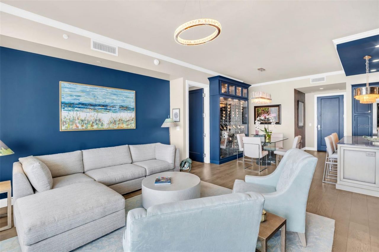 100 1st Avenue N, Unit 3404, Saint Petersburg, FL 33701 Photo