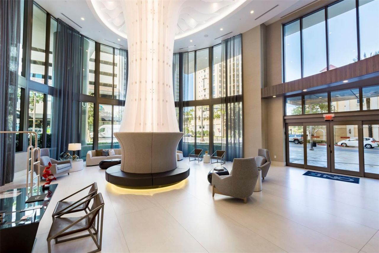 100 1st Avenue N, Unit 3404, Saint Petersburg, FL 33701 Photo