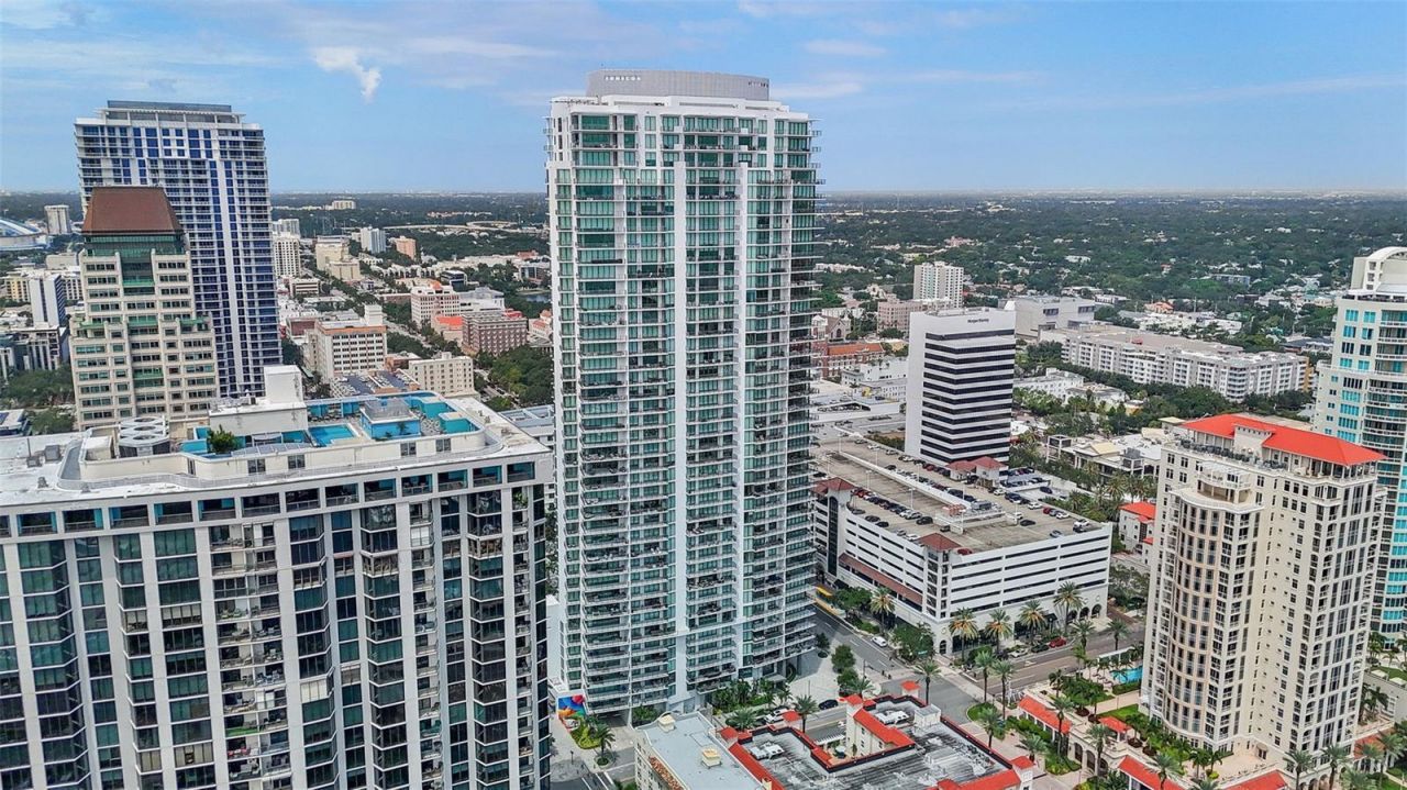 100 1st Avenue N, Unit 3404, Saint Petersburg, FL 33701 Photo