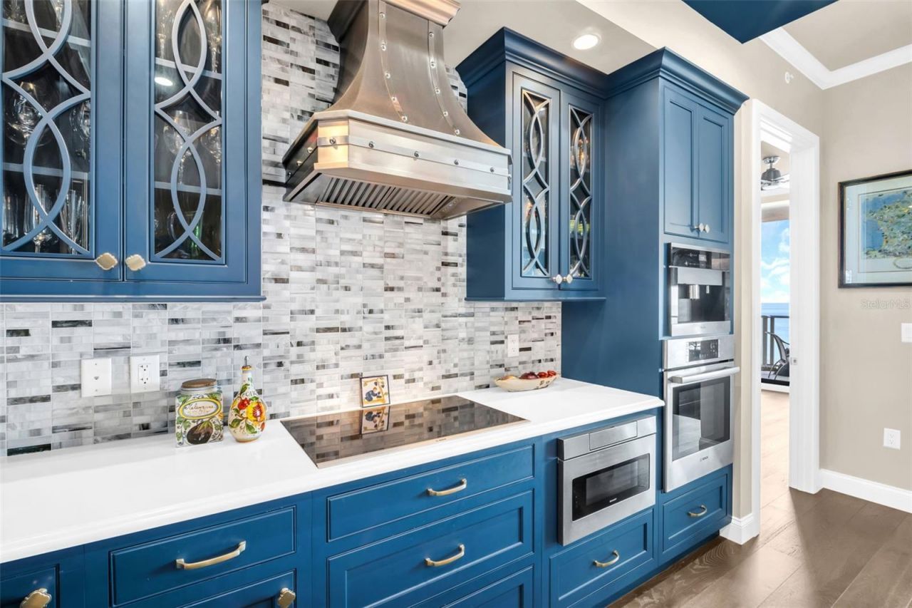 100 1st Avenue N, Unit 3404, Saint Petersburg, FL 33701 Photo