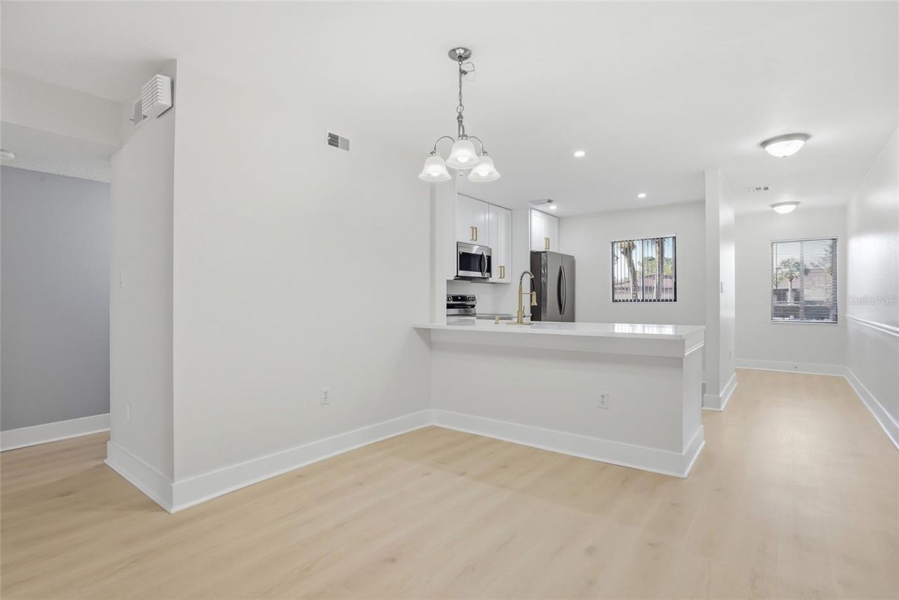 2682 Sabal Springs Circle, Unit 204, Clearwater, FL 33761 Photo