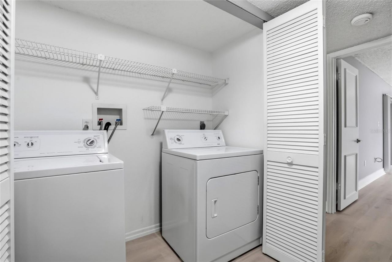 2682 Sabal Springs Circle, Unit 204, Clearwater, FL 33761 Photo