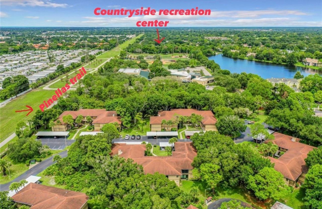 2682 Sabal Springs Circle, Unit 204, Clearwater, FL 33761 Photo