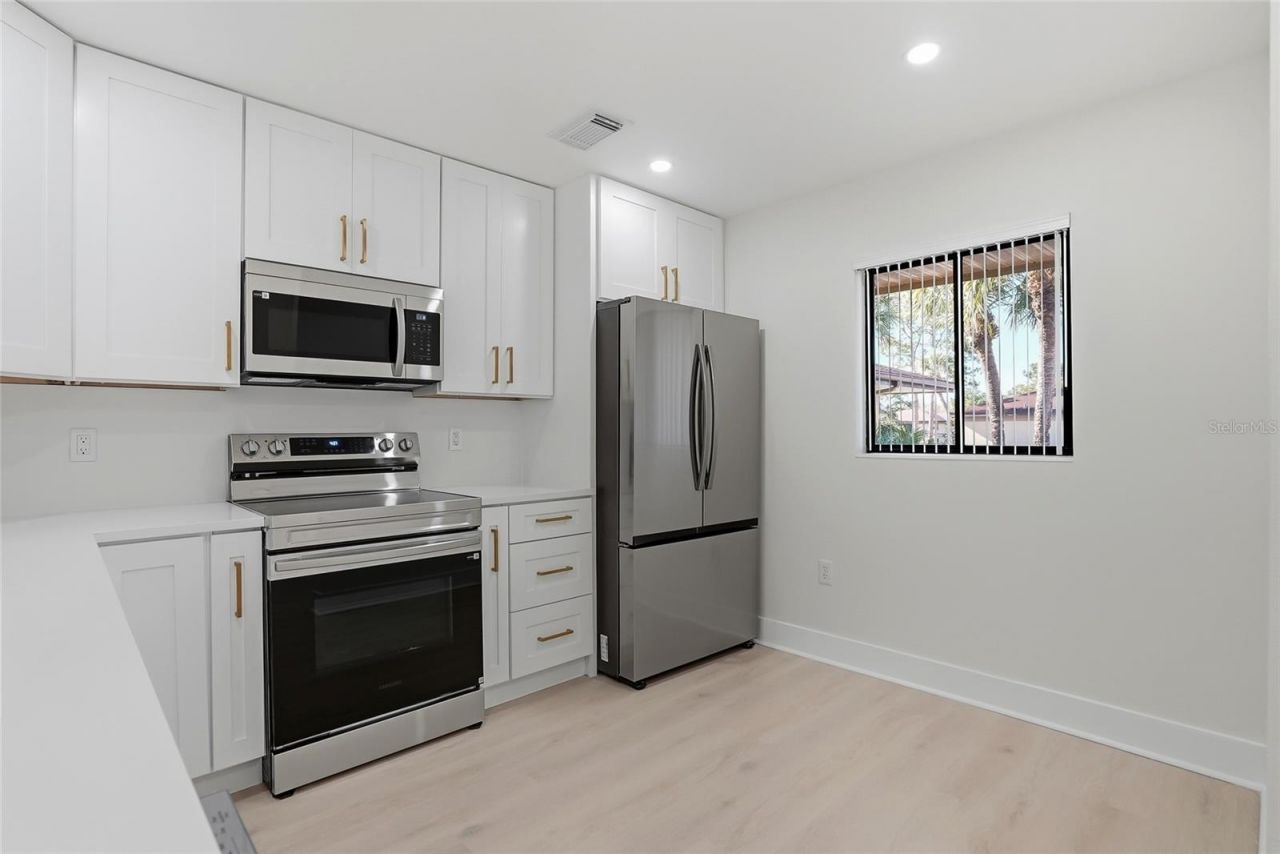 2682 Sabal Springs Circle, Unit 204, Clearwater, FL 33761 Photo