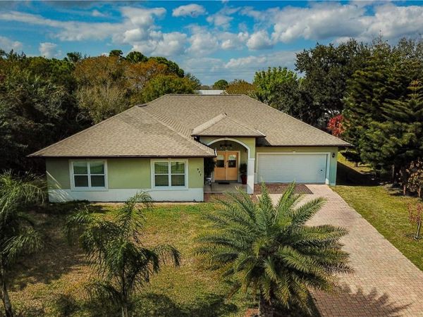 922 Clearmont Street, Sebastian, FL 32958