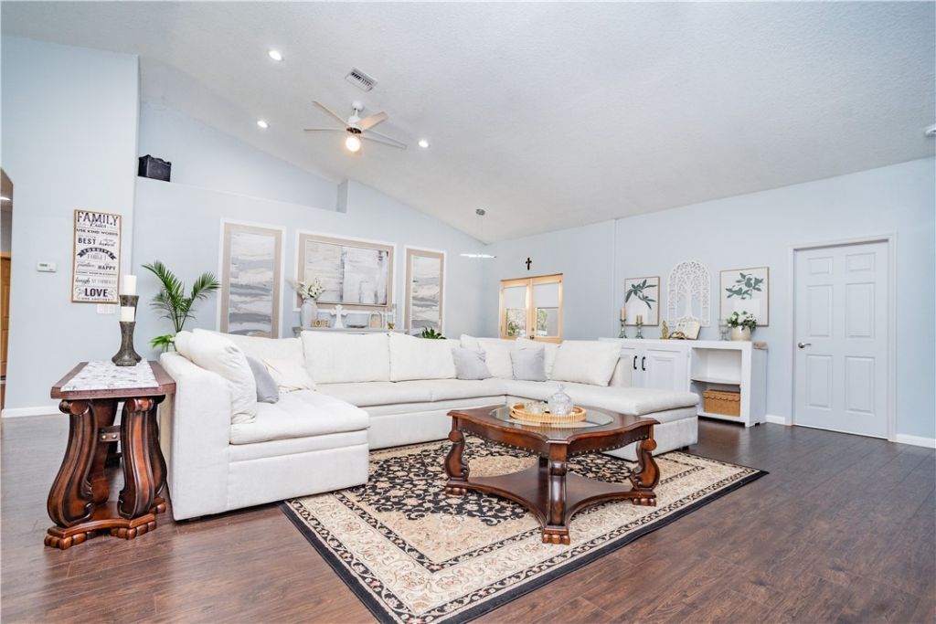 922 Clearmont Street, Sebastian, FL 32958 Photo