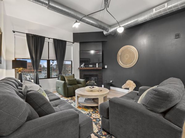 400 E Locust Street , Unit 203, Des Moines, IA 50309