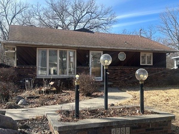 4280 SE 15th Court , Des Moines, IA 50320