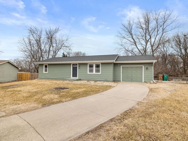 201 NE 6th Court , Grimes, IA 50111