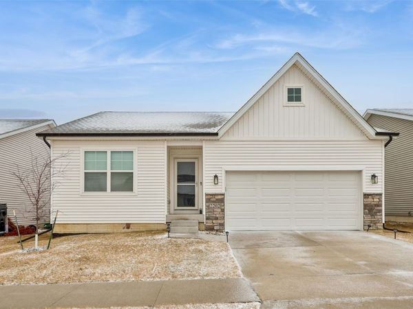 2202 Barry Drive, Adel, IA 50003
