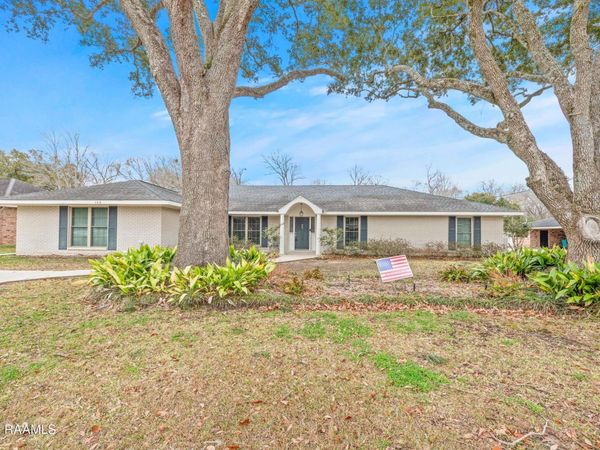 152 Wisteria Drive, Opelousas, LA 70570