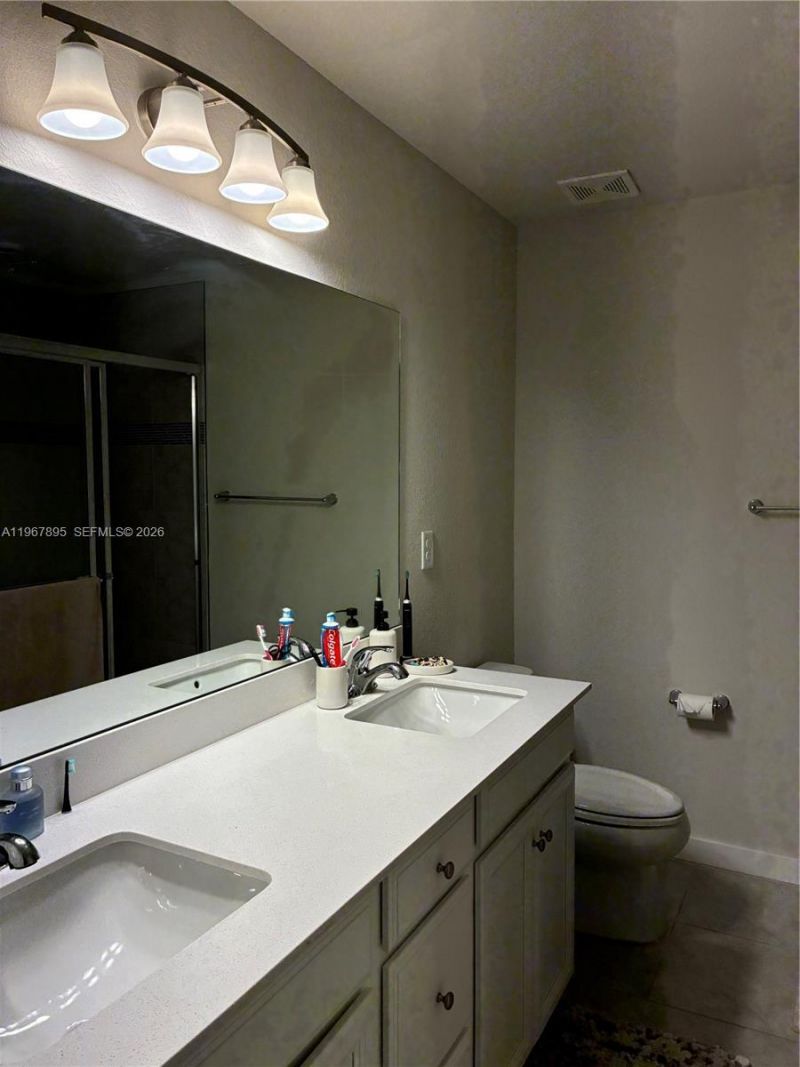 1069 NW 4th Ter , Florida City, FL 33034 Photo