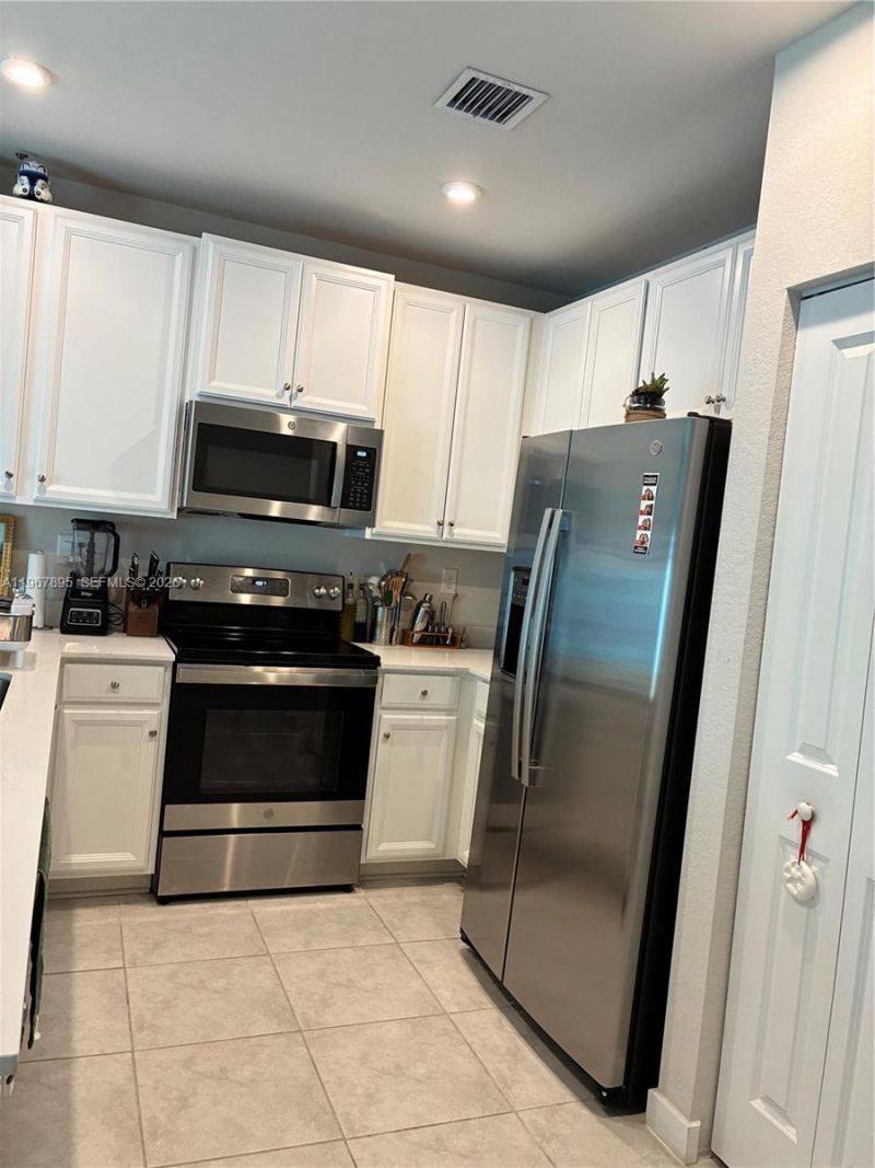 1069 NW 4th Ter , Florida City, FL 33034 Photo