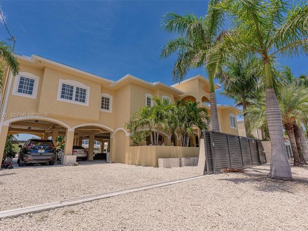 30825 Ortega Ln, Big Pine, FL 33043