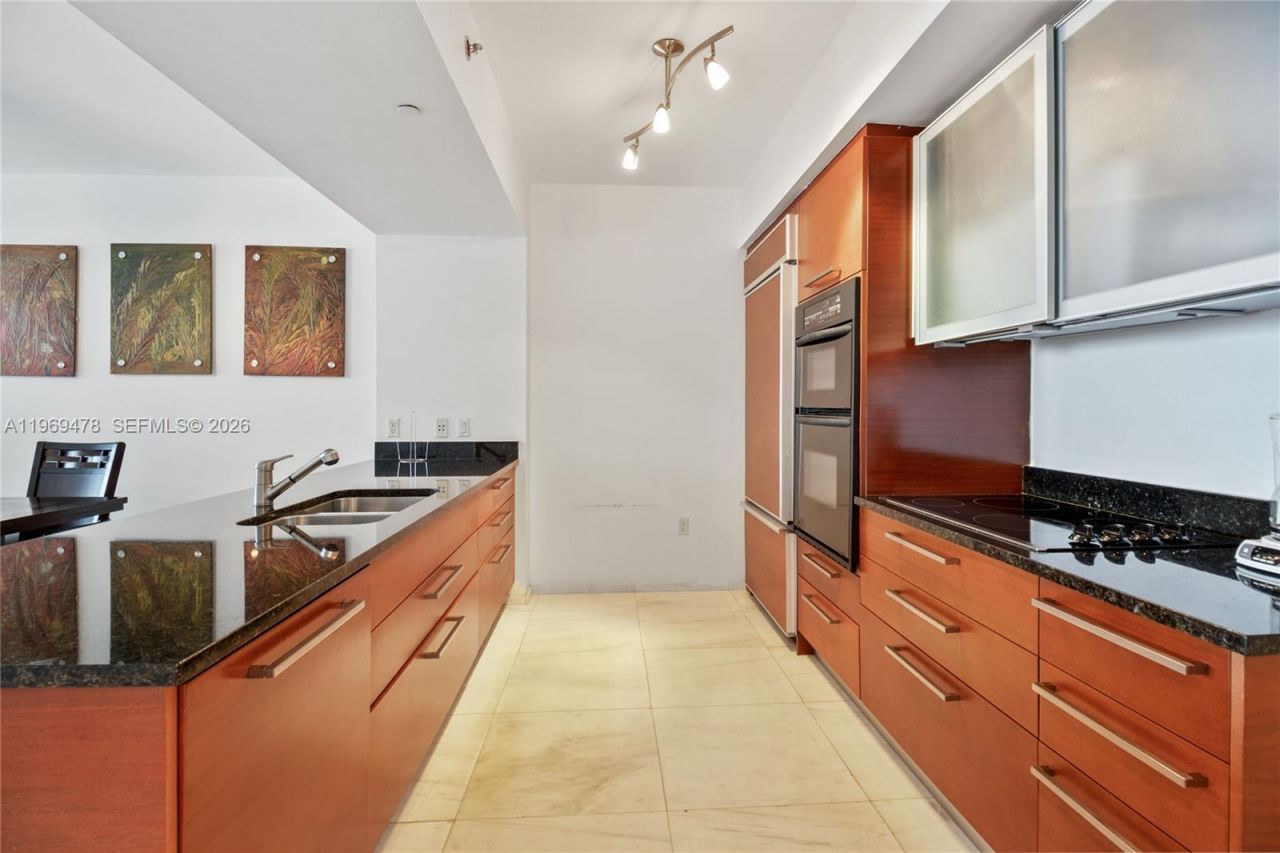 1830 S Ocean Dr, Unit 3211, Hallandale Beach, FL 33009 Photo
