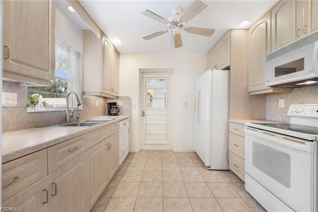 2030 Ft Denaud Rd , La Belle, FL 33935 Photo