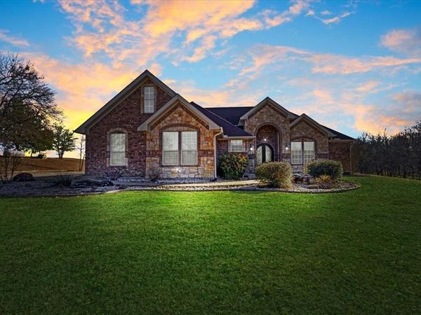 16900 County Road 706, Leonard, TX 75452