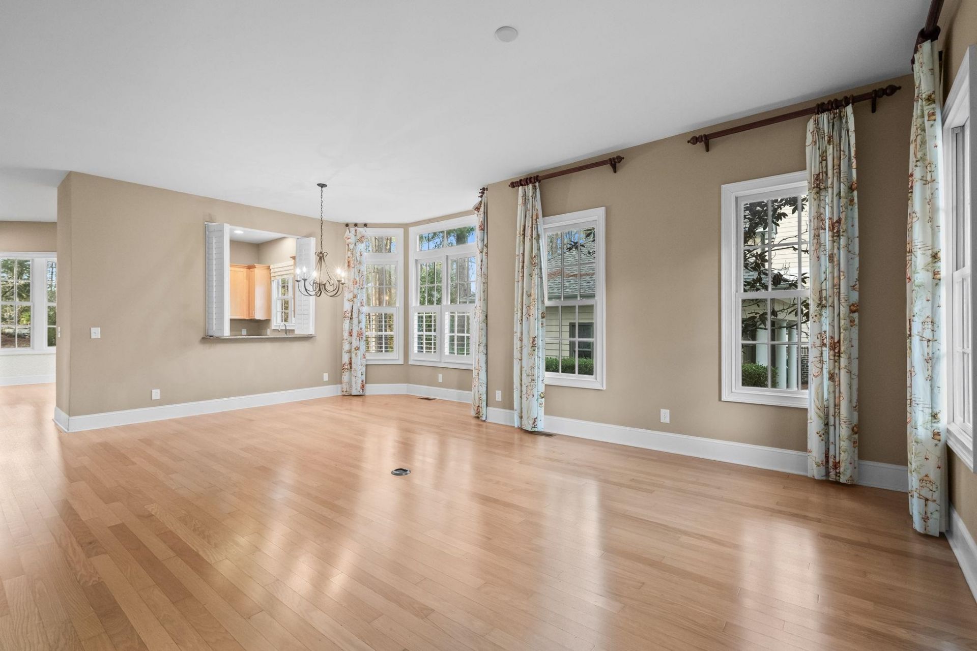 371 Tuckers Rd. Photo 2