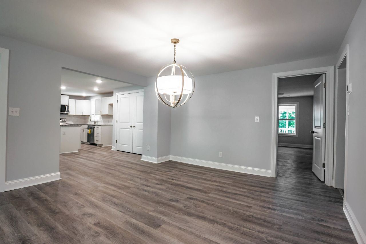 4271 Mclamb Ave. Photo 13