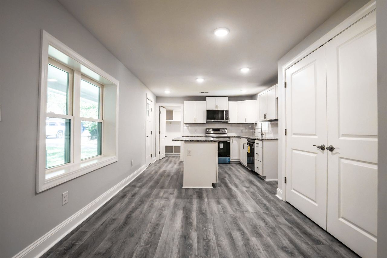 4271 Mclamb Ave. Photo 16