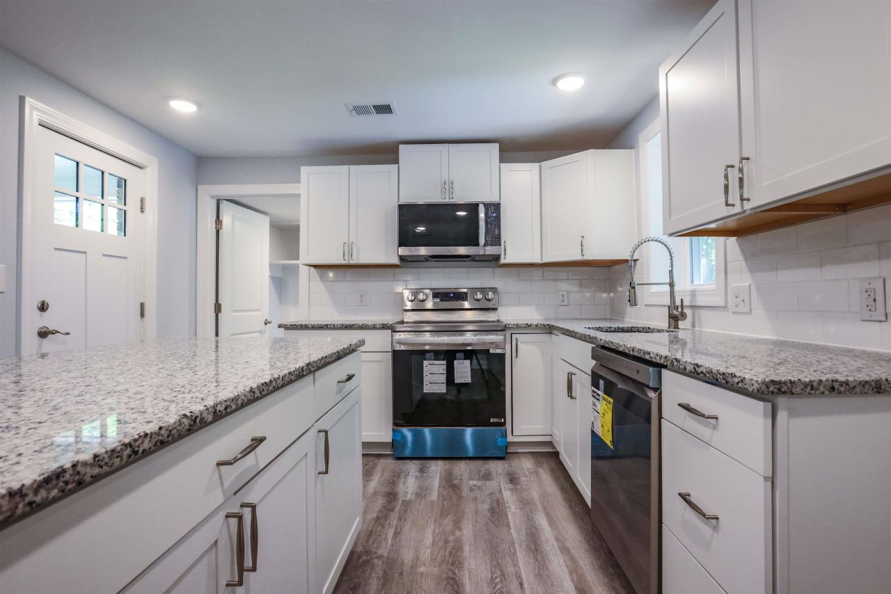 4271 Mclamb Ave. Photo 19