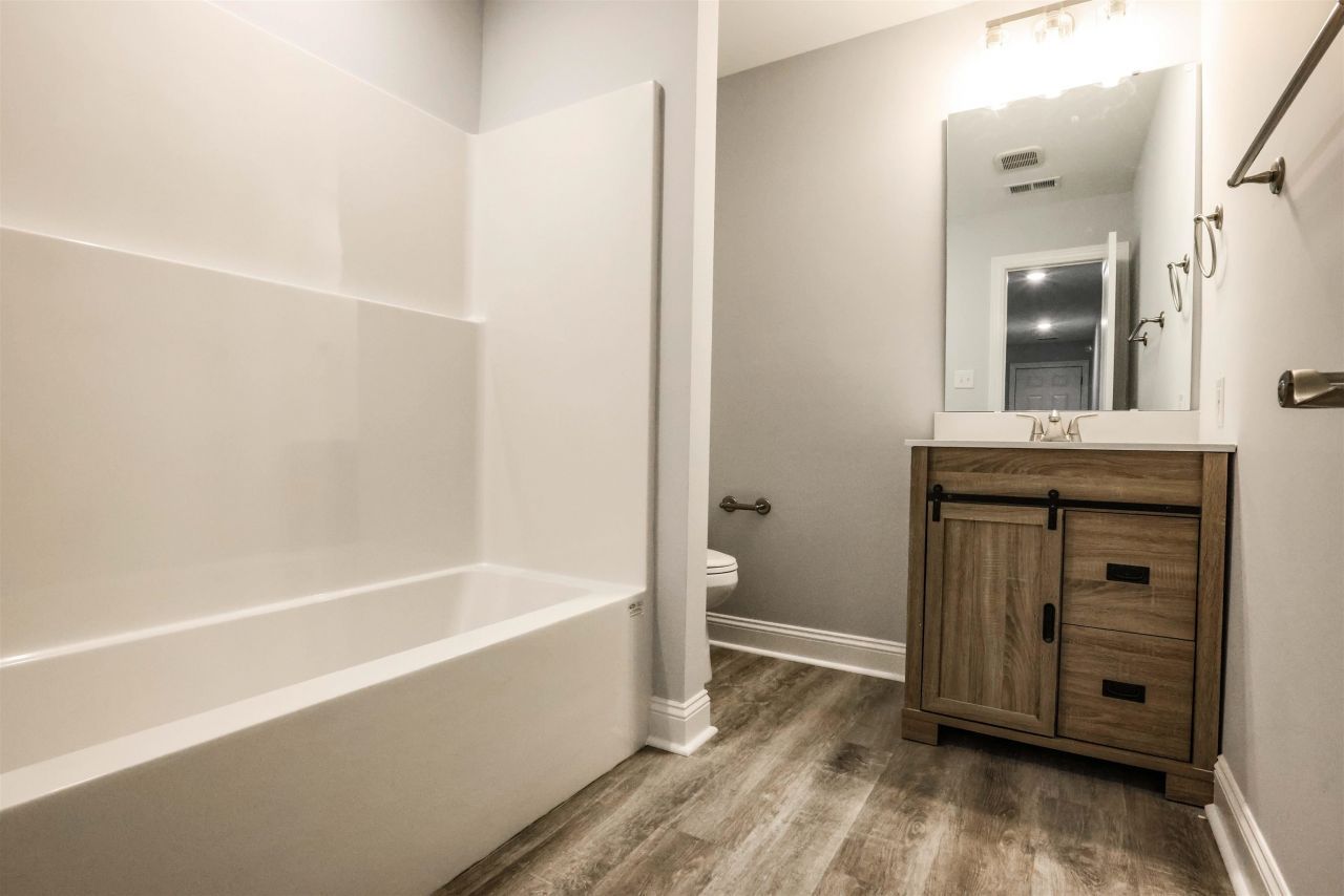 4271 Mclamb Ave. Photo 35