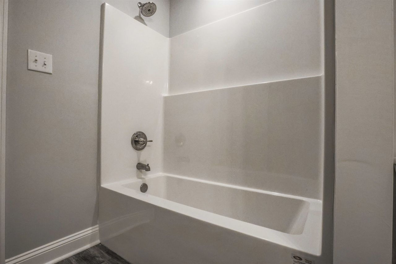 4271 Mclamb Ave. Photo 37