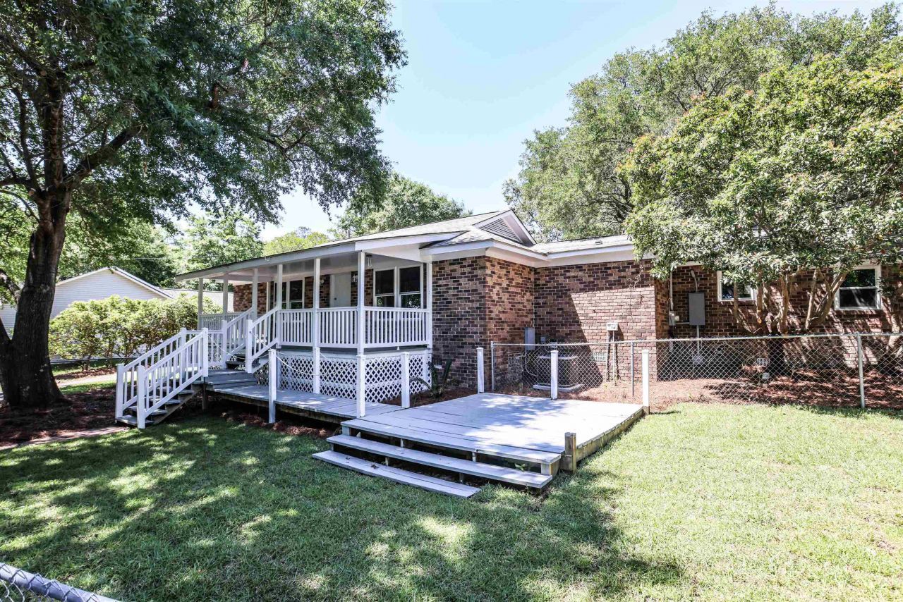 4271 Mclamb Ave. Photo 8