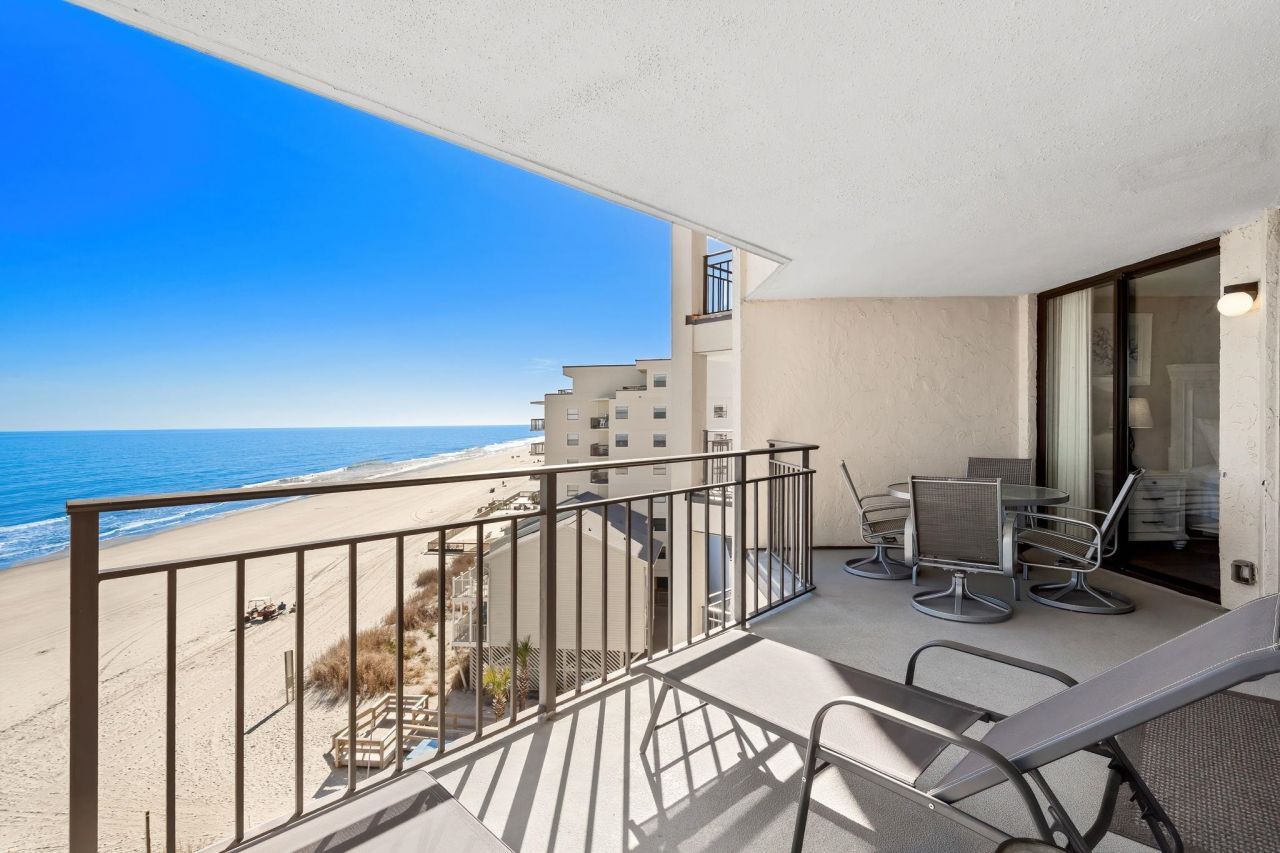 1620 N Waccamaw Dr. Photo 17