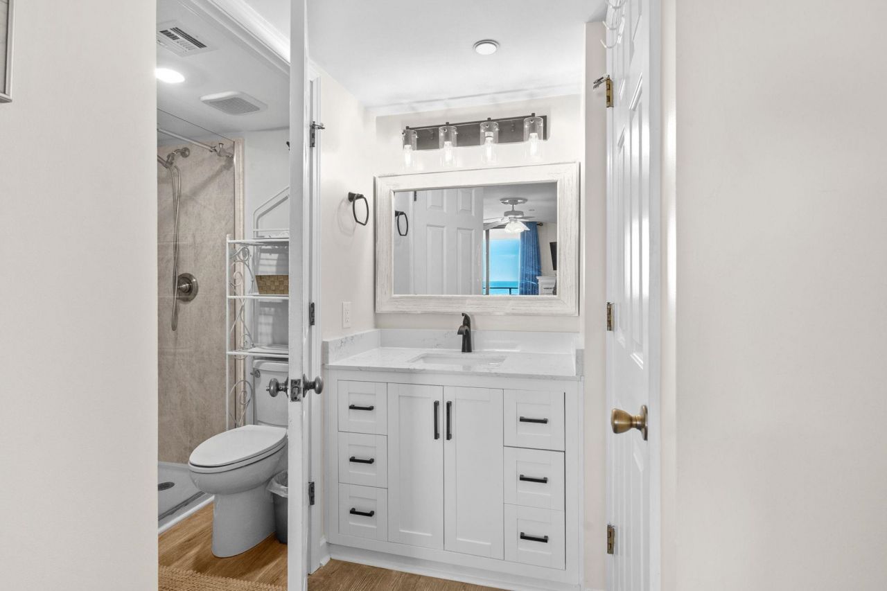 1620 N Waccamaw Dr. Photo 24