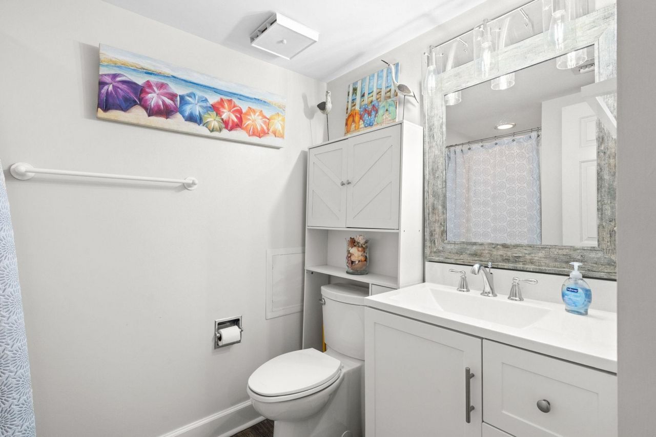 1620 N Waccamaw Dr. Photo 31