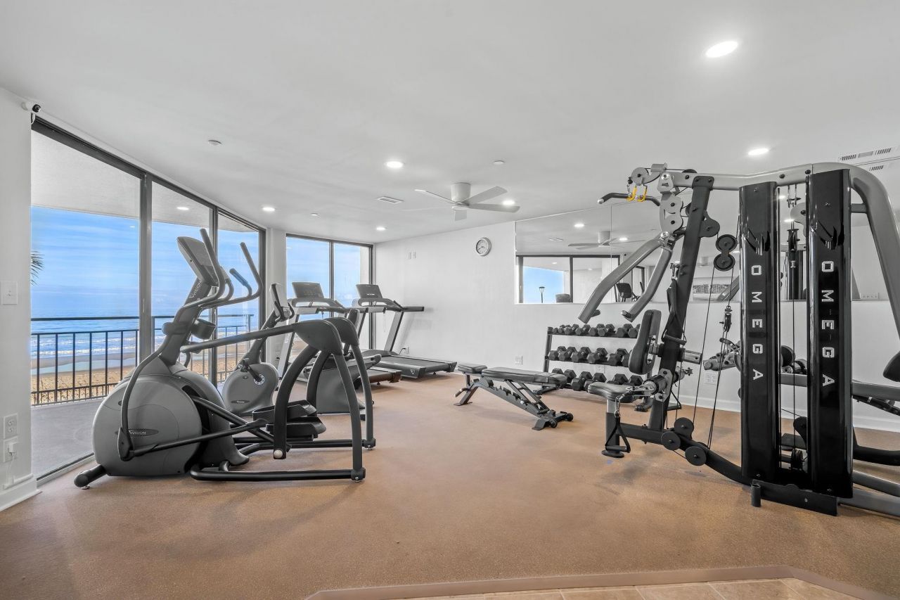 1620 N Waccamaw Dr. Photo 41