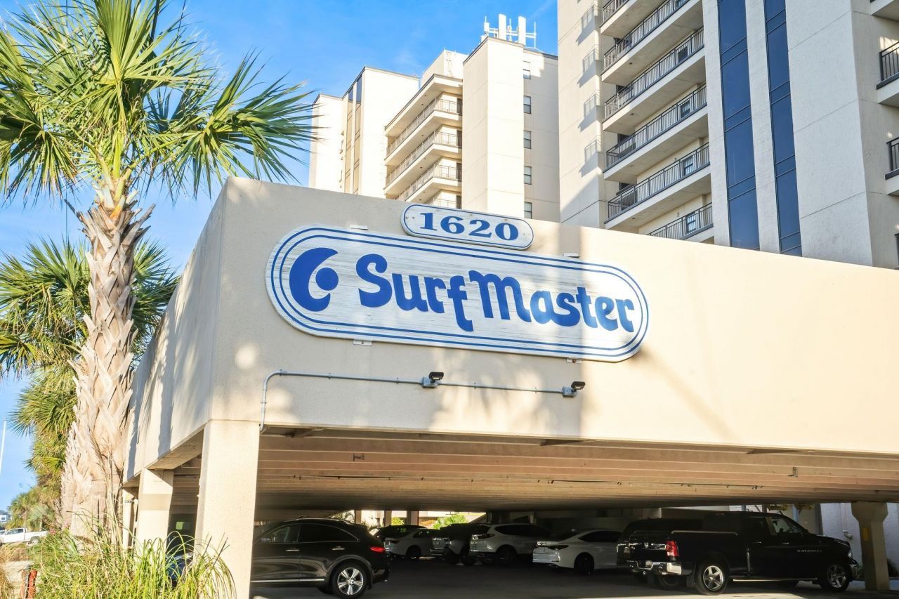 1620 N Waccamaw Dr. Photo 42