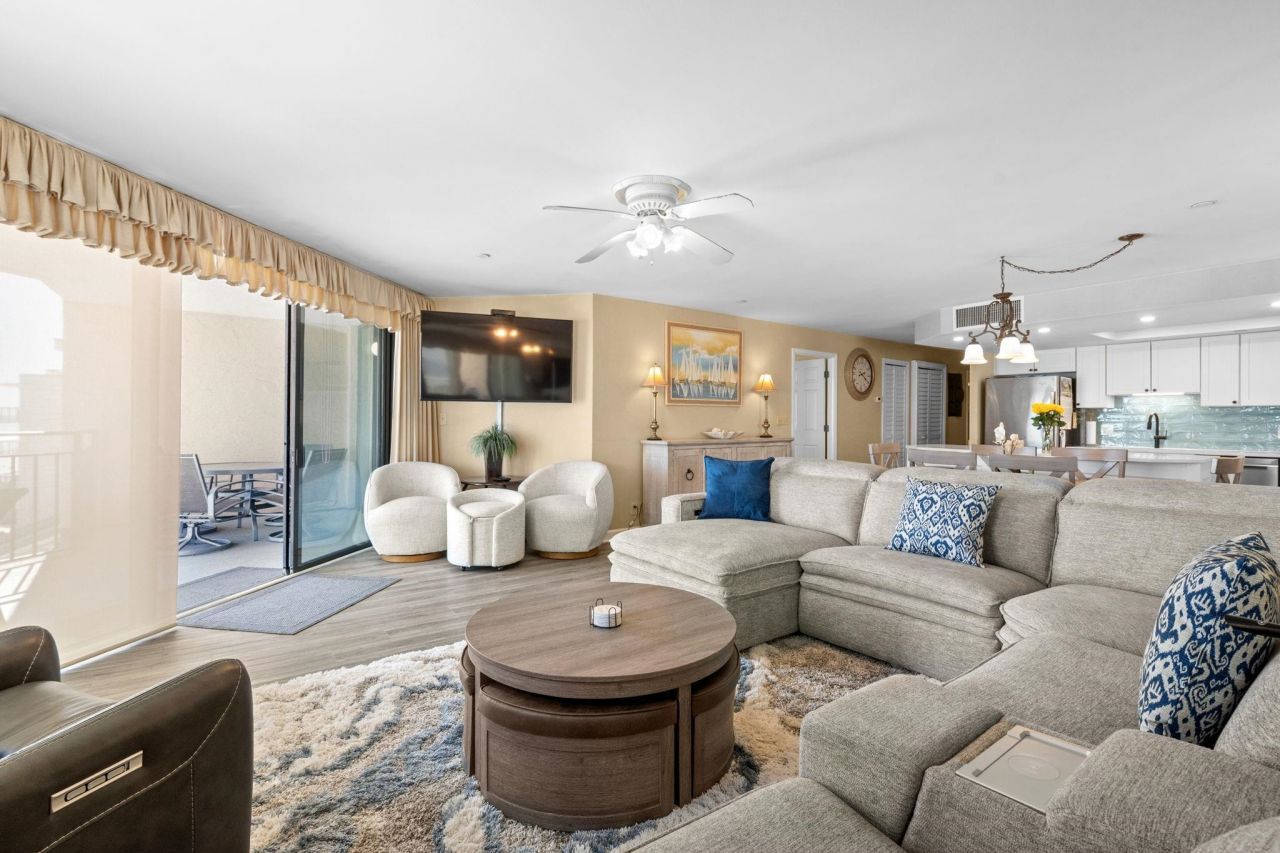 1620 N Waccamaw Dr.  Photo 9