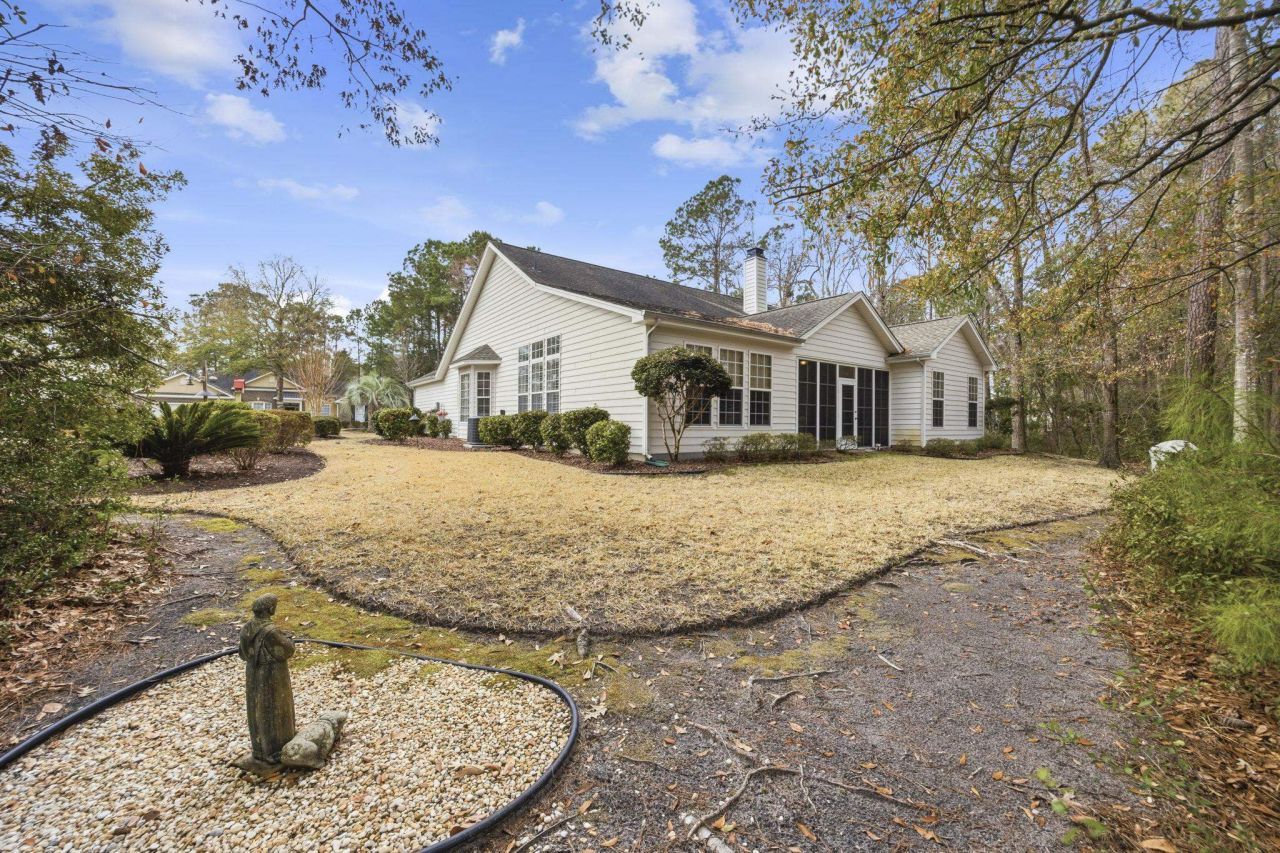 4542 Firethorne Dr. Photo 33