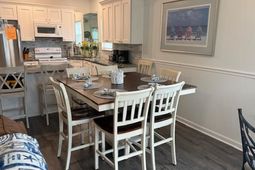 114 7th Ave. S photo 4