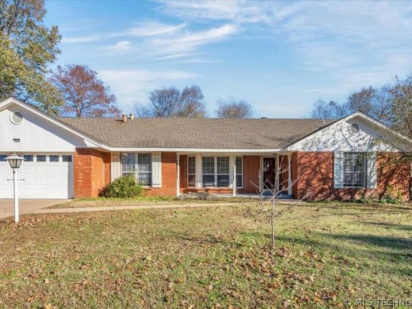 4009 S Maple Avenue, Broken Arrow, OK 74011