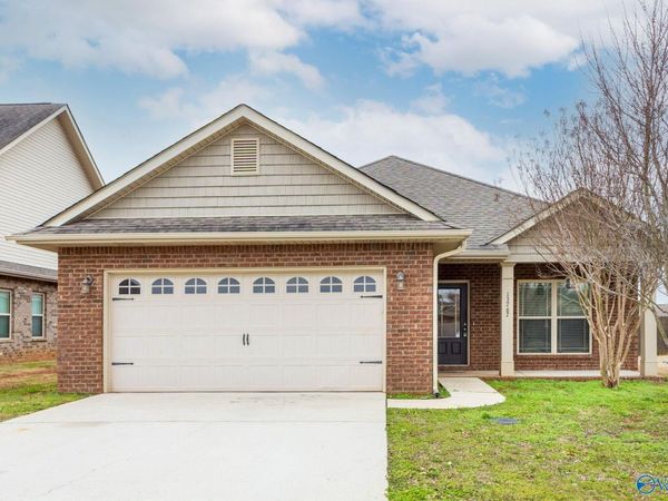 13767 Glendorch Lane, Athens, AL 35613